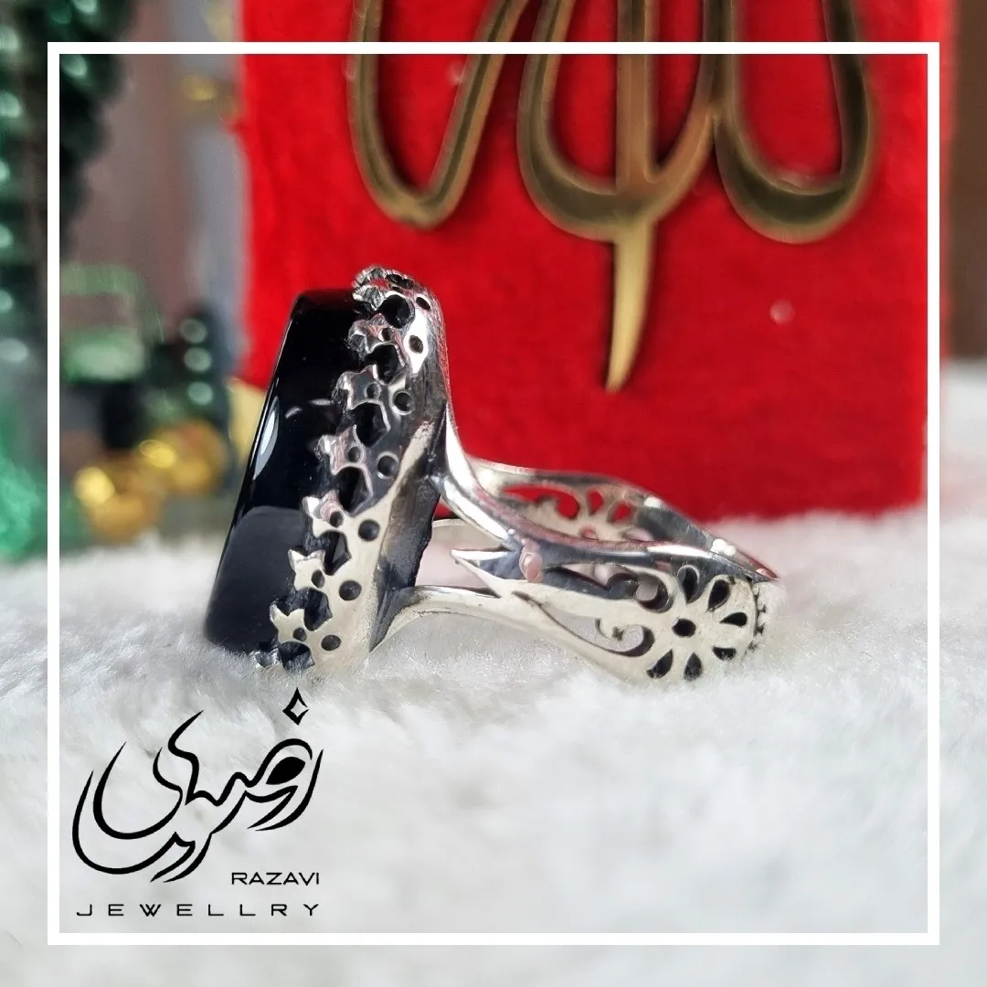 انگشتر مردانه آلیاژ نقره روس با سنگ عقیق مشکی و حکاکی یا زینب