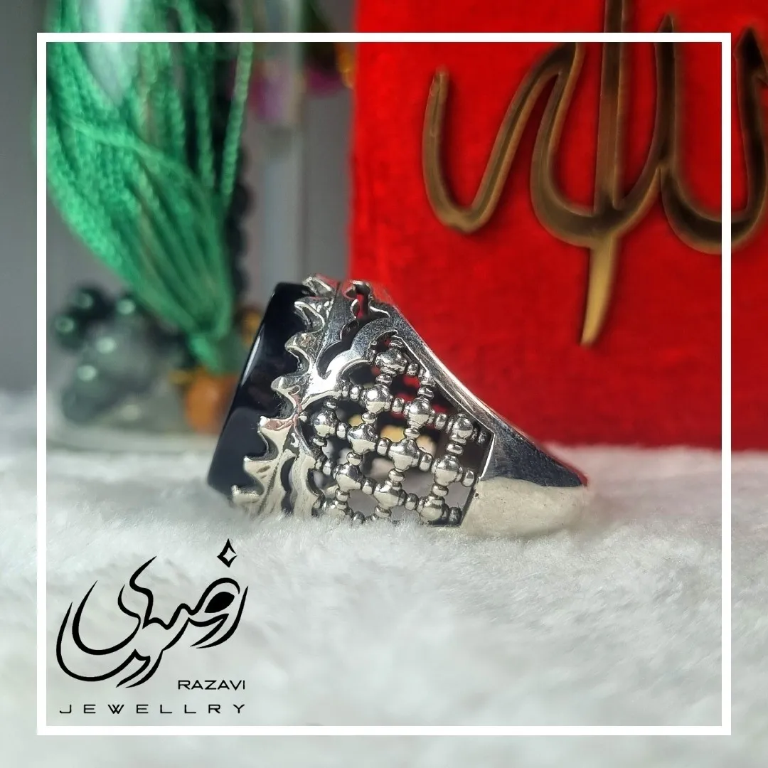 انگشتر مردانه آلیاژ نقره روس با سنگ عقیق مشکی حکاکی یا حیدر کرار