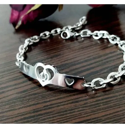 دستبند استیل زنانه رنگ ثابت و ضد حساسیت سایز مدیوم رنگ نقره ای