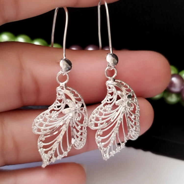 گوشواره نقره آویز زنانه عیار 925 طرح ملیله قلابی