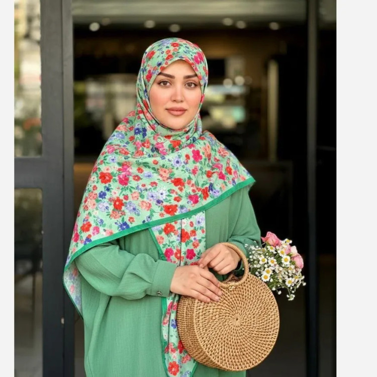 روسری نخ کاستوم طرح تمناچه