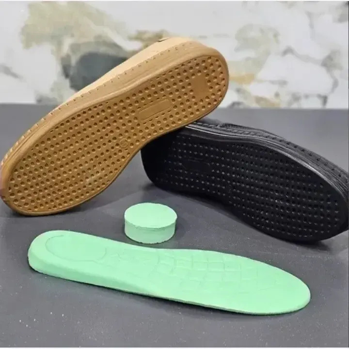 کفش زنانه روزمره و طبی مدل پرستو رنگ عسلی چرم مصنوعی زیره پیو